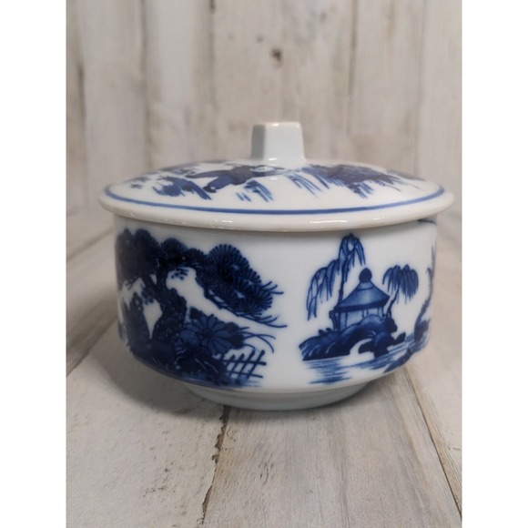 VINTAGE JAPANESE Karako Pattern Lidded Rice Bowl - Picture 2 of 7